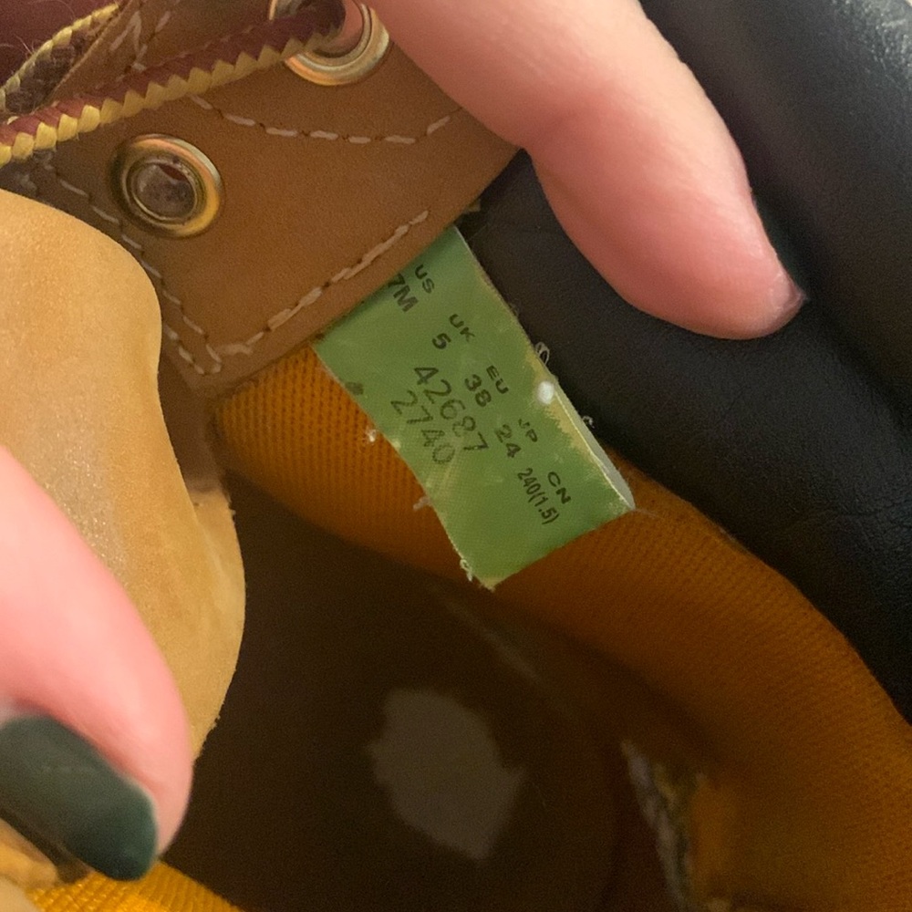 Timberlands size 7M